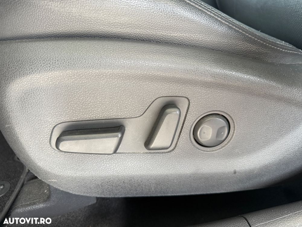 Hyundai Tucson blue 1.7 CRDi 2WD DCT Premium - 15