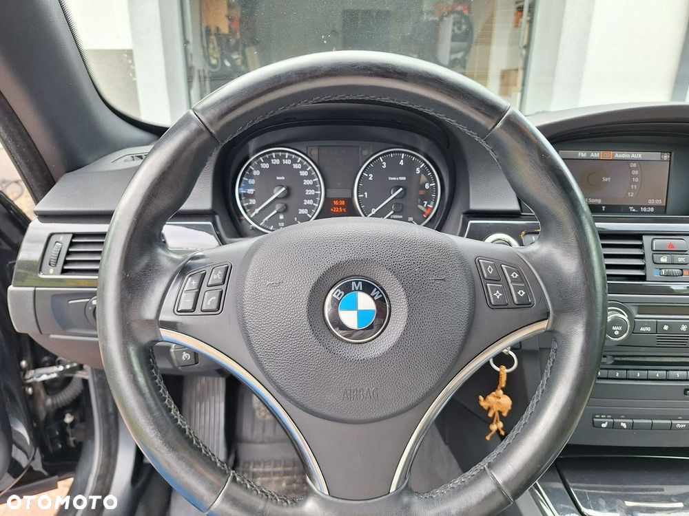 BMW Seria 3 - 26