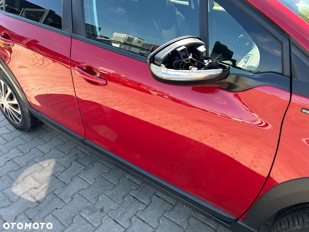 Peugeot 2008 BlueHDi 100 STOP & START Signature - 24