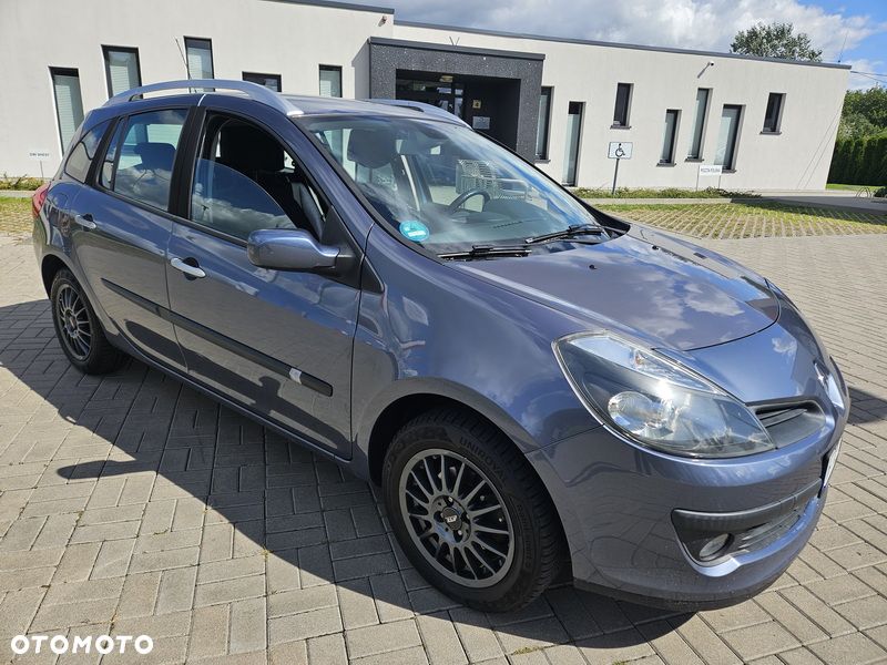Renault Clio 2009 photo 2