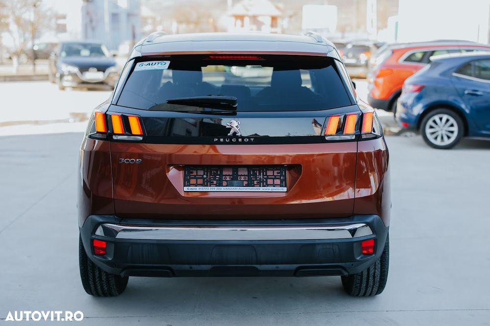 Peugeot 3008 PureTech 130 Stop & Start GPF EAT8 Allure - 10