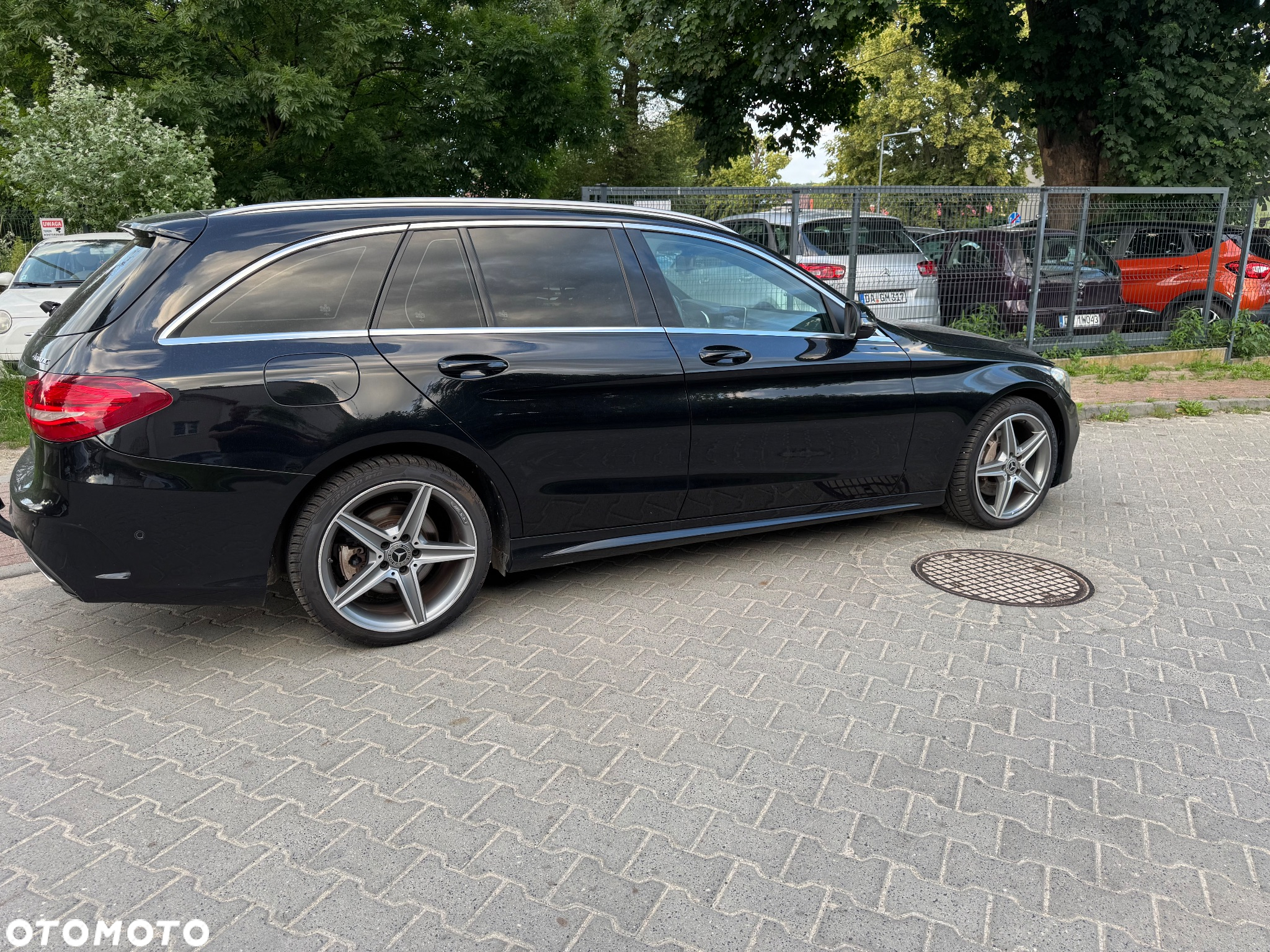 Mercedes-Benz Klasa C 200 4-Matic 9G-TRONIC - 23