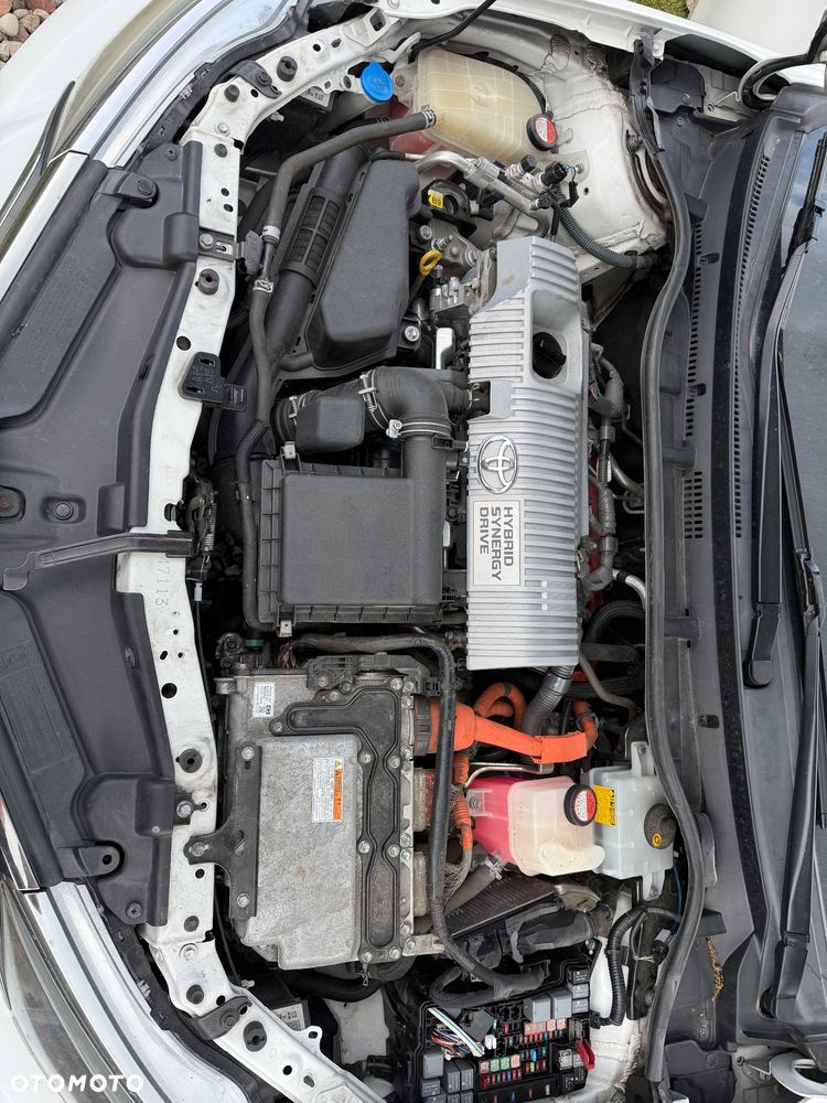 Toyota Auris 1.8 HSD Luna - 14