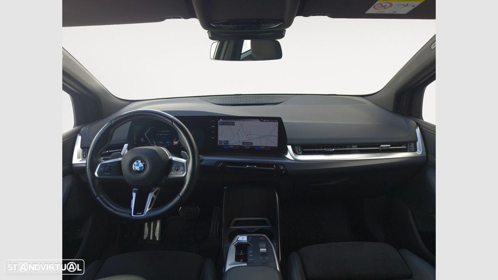 BMW 218 Active Tourer d Pack Desportivo M Auto — fotografia 11