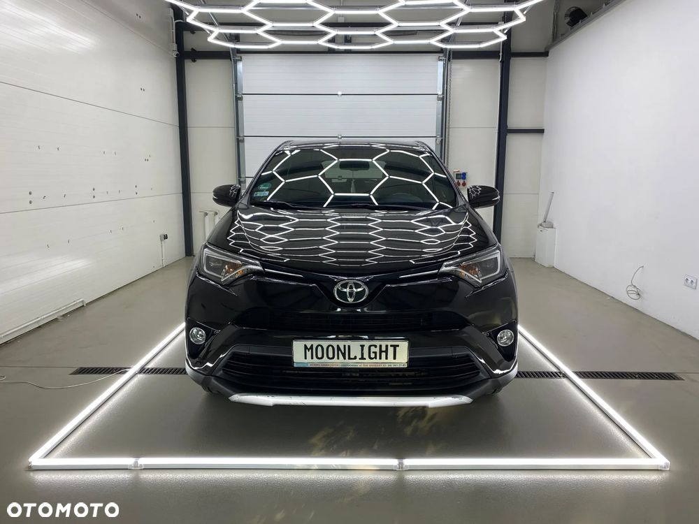 Toyota RAV4 2.0 D-4D Prestige 4x2 - 4