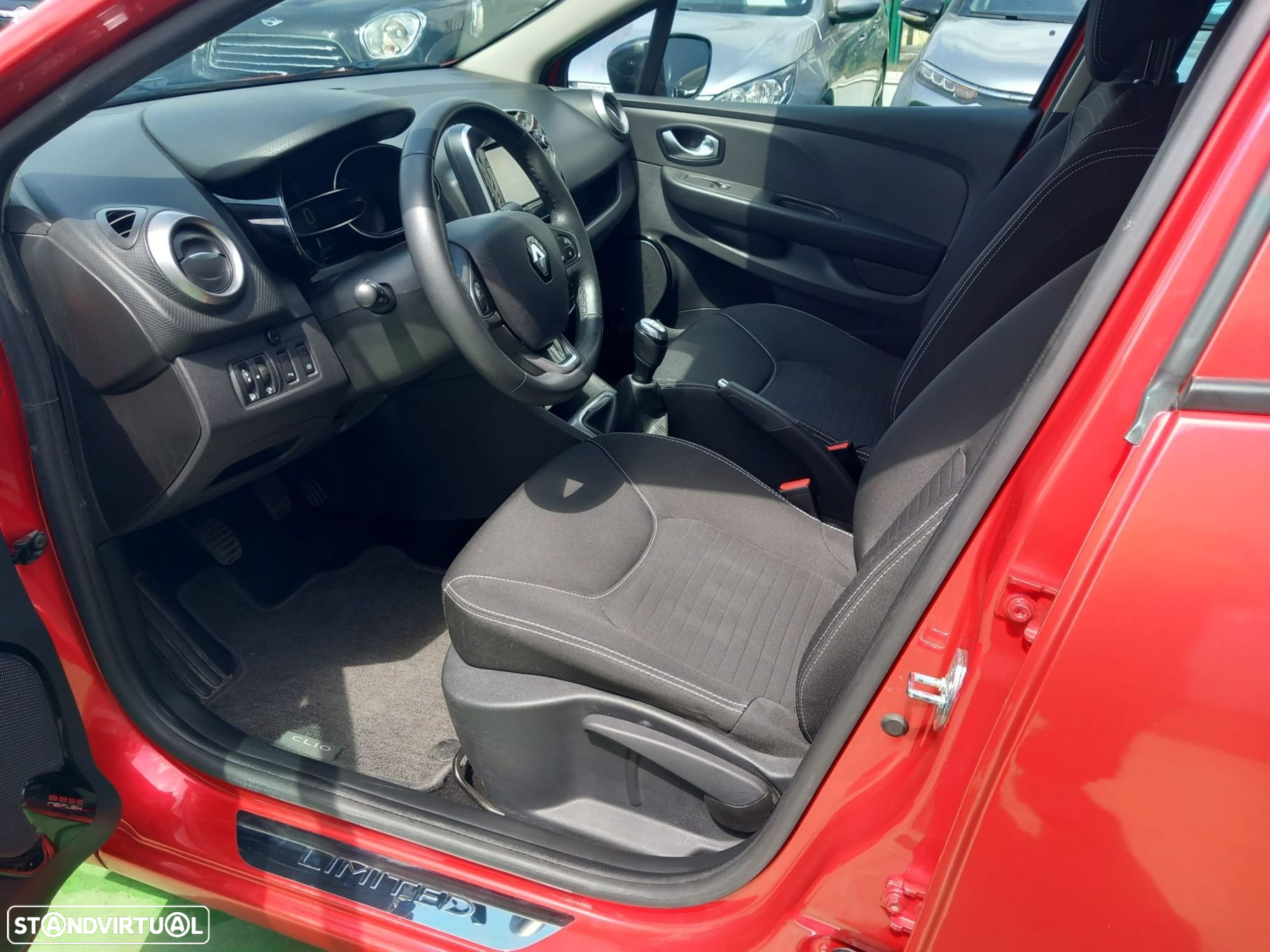 Renault Clio 1.5 dCi Limited - 8