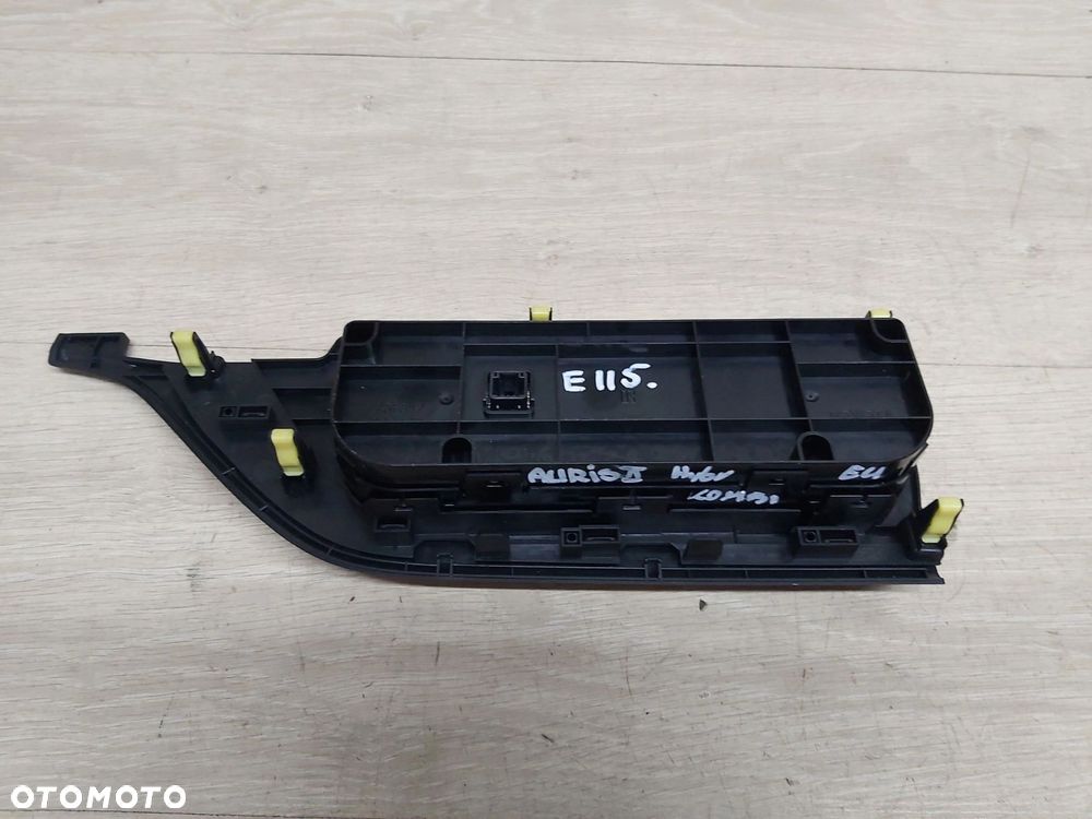 Toyota Auris II panel nawiewu klimatyzacji - 2