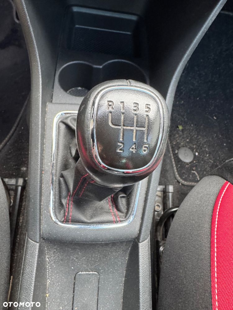 Skoda RAPID 1.2 TSI Monte Carlo - 27