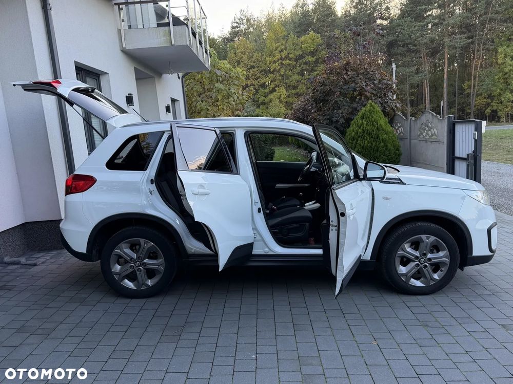 Suzuki Vitara 1.6 Premium 2WD - 16