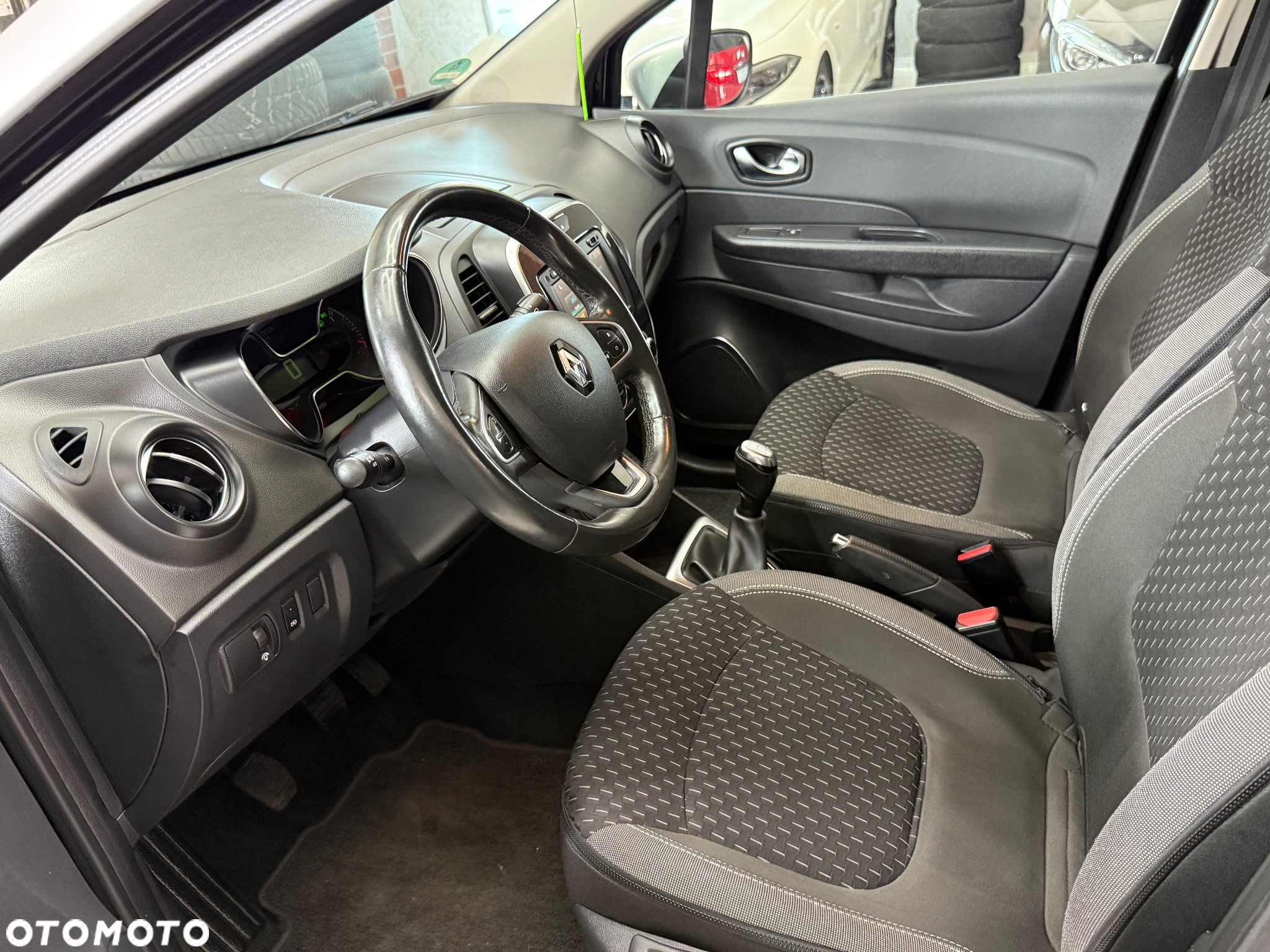 Renault Captur 0.9 Energy TCe Intens - 16