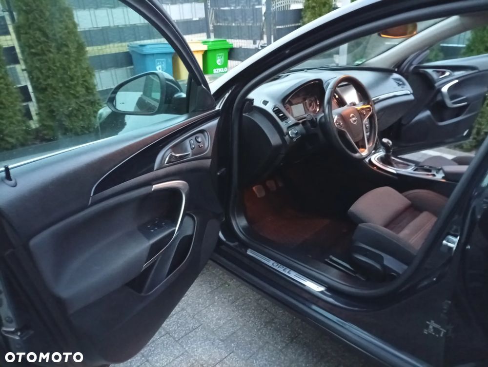 Opel Insignia - 18