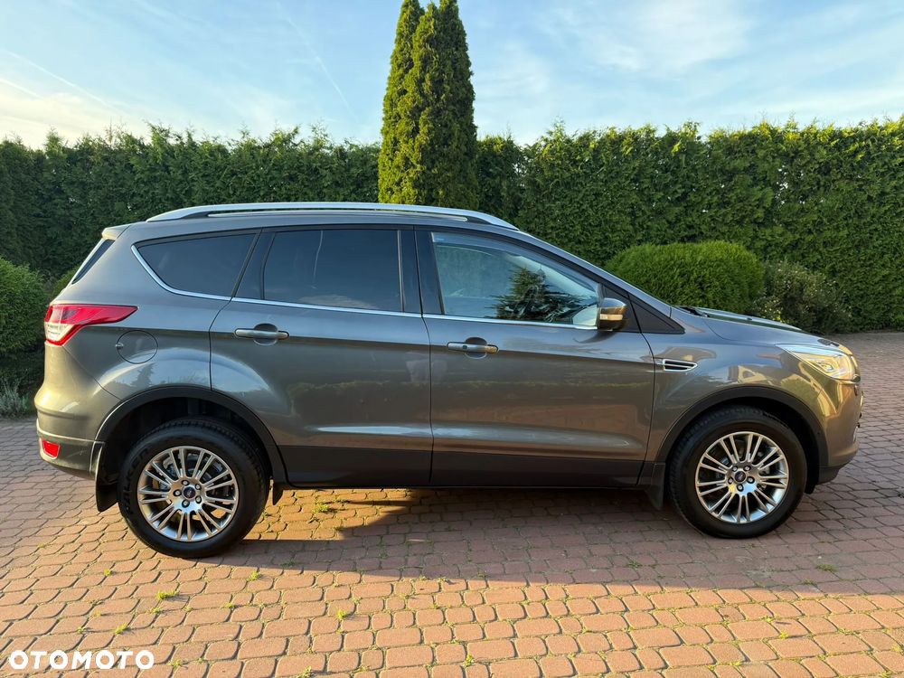 Ford Kuga 2.0 TDCi 4x4 Titanium - 6
