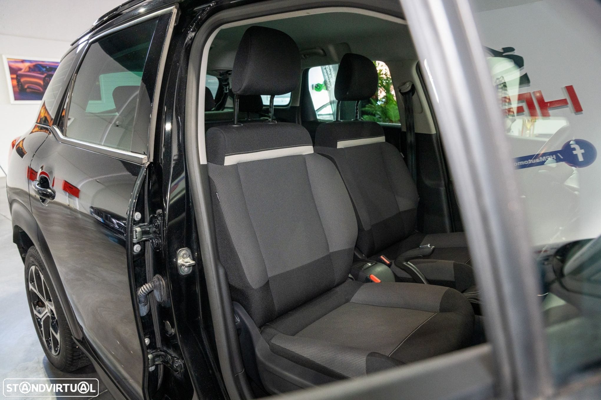Citroën C3 Aircross 1.2 PureTech Shine EAT6 - 19