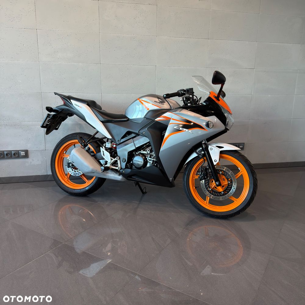Honda CBR - 1