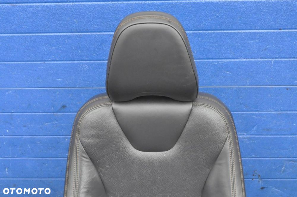 VOLVO XC60 I FOTEL KIEROWCY LEWY - 8