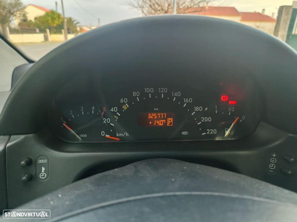 Mercedes-Benz Vaneo - 12