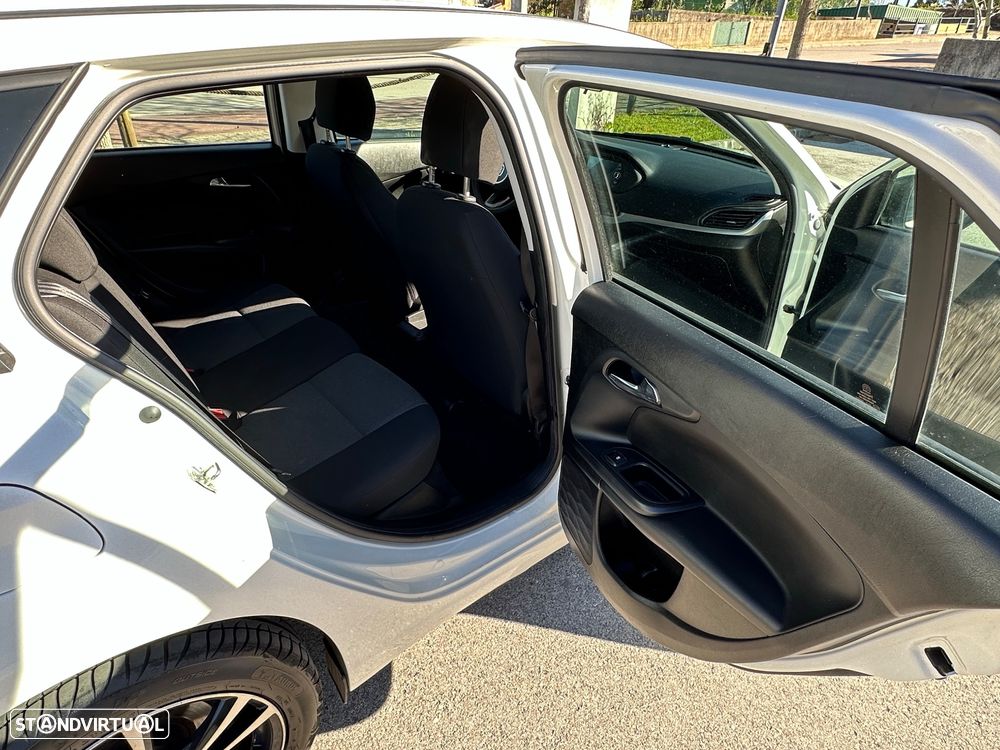 Fiat Tipo Station Wagon 1.4 Easy - 12