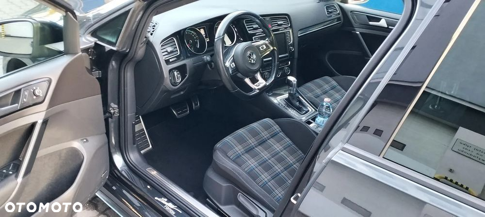 Volkswagen Golf VII 1.4 TSI Plug-In-Hybrid GTE - 11