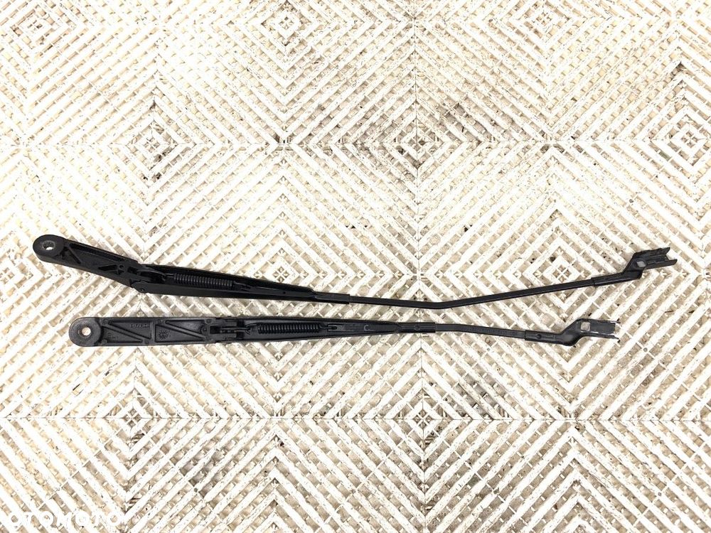 RAMIĘ WYCIERACZKI KOMPLET PRZÓD  SKODA KAROQ (NU7, ND7) 2017 - 2022 2.0 TSI 4x4 140 kW [190 KM] - 3