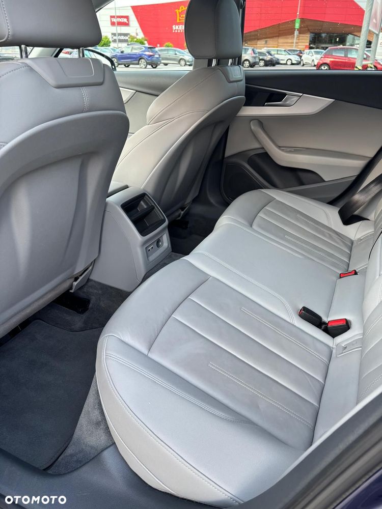 Audi A4 Avant - 16