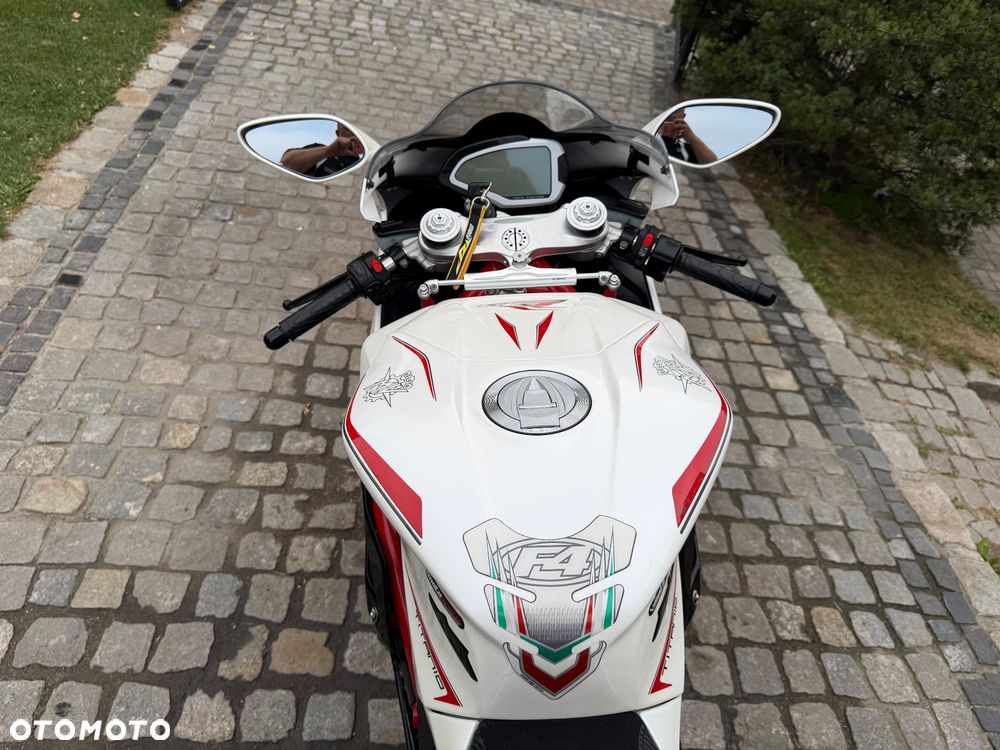 MV AGUSTA F4 - 12