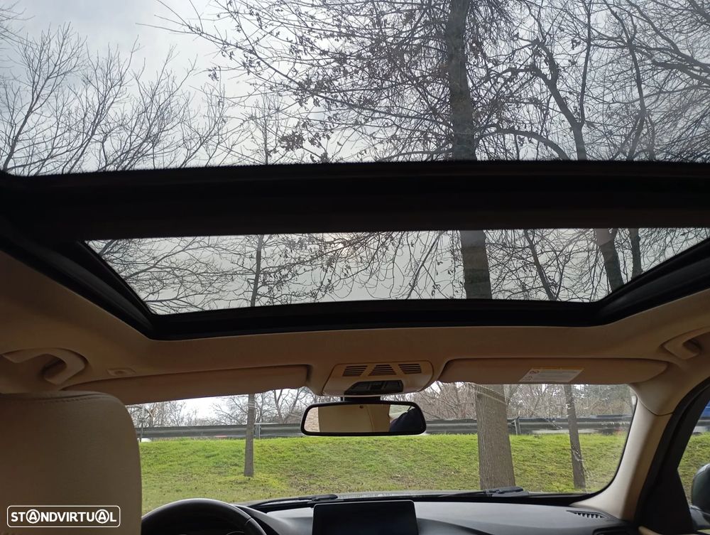 BMW 320 d Line Luxury - 26