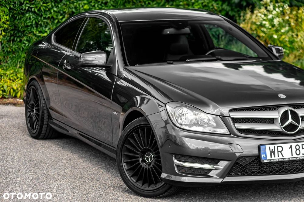 Mercedes-Benz Klasa C 180 BlueEFFICIENCY 7G-TRONIC - 4