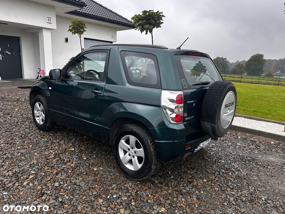 Suzuki Grand Vitara 1.6 - 9
