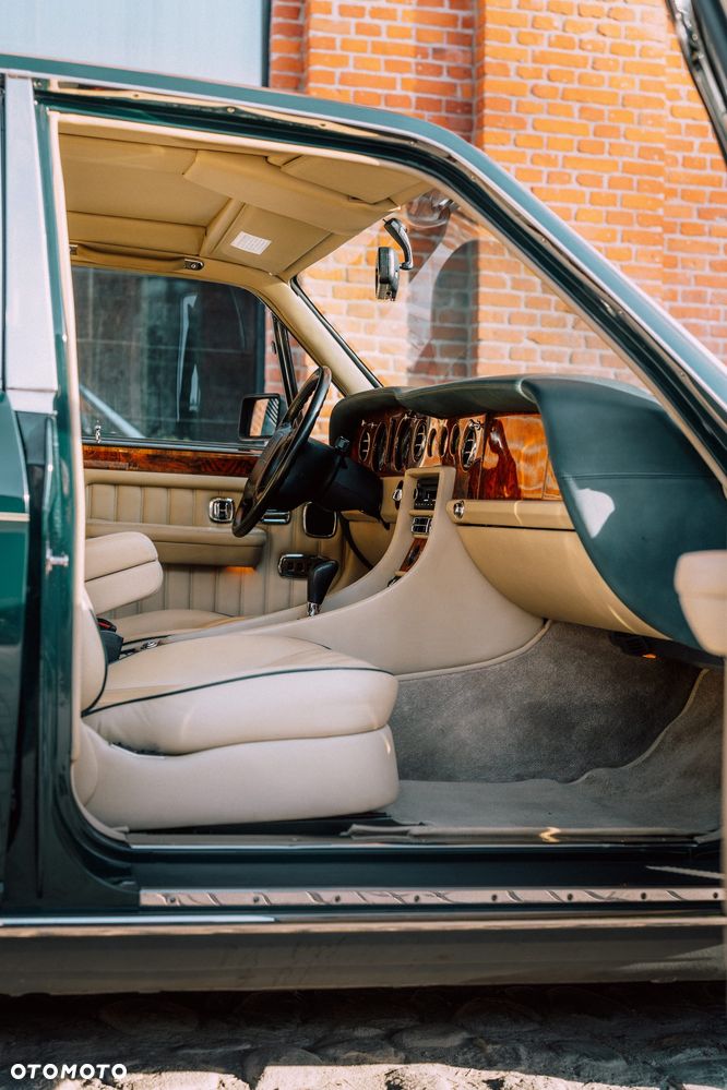 Bentley Brooklands - 15