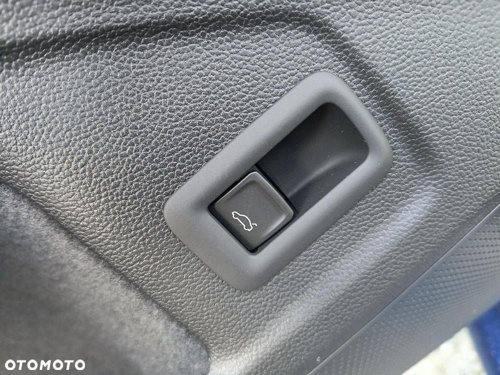 Skoda Superb 2.0 TSI Drive DSG - 23