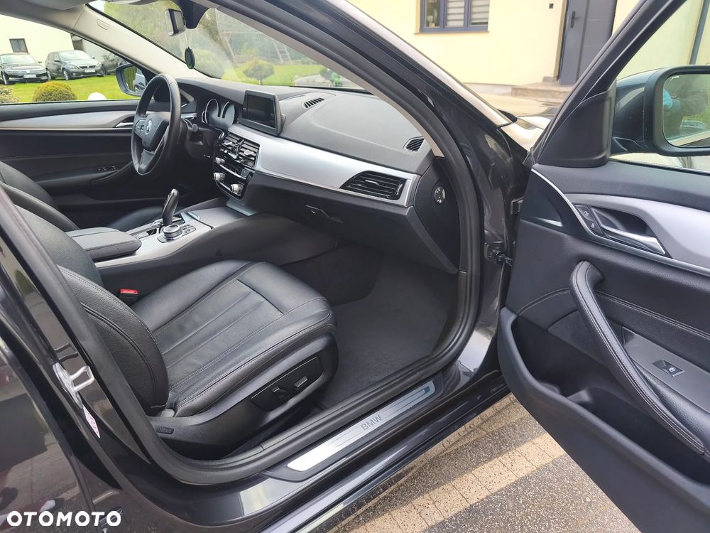 BMW Seria 5 520d Modern Line - 23