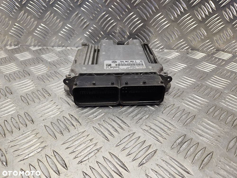 VW TOUAREG 7P 10-18R STEROWNIK SILNIKA 4.2 TDI CKDA KOMPUTER 7P0907409C 7P0907409 C EDC17CP44 - 3