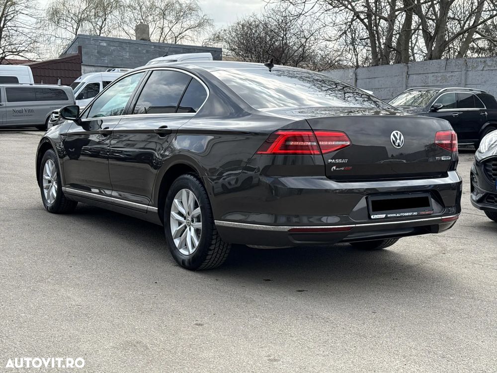 Volkswagen Passat 1.4 TSI ACT DSG Comfortline - 5
