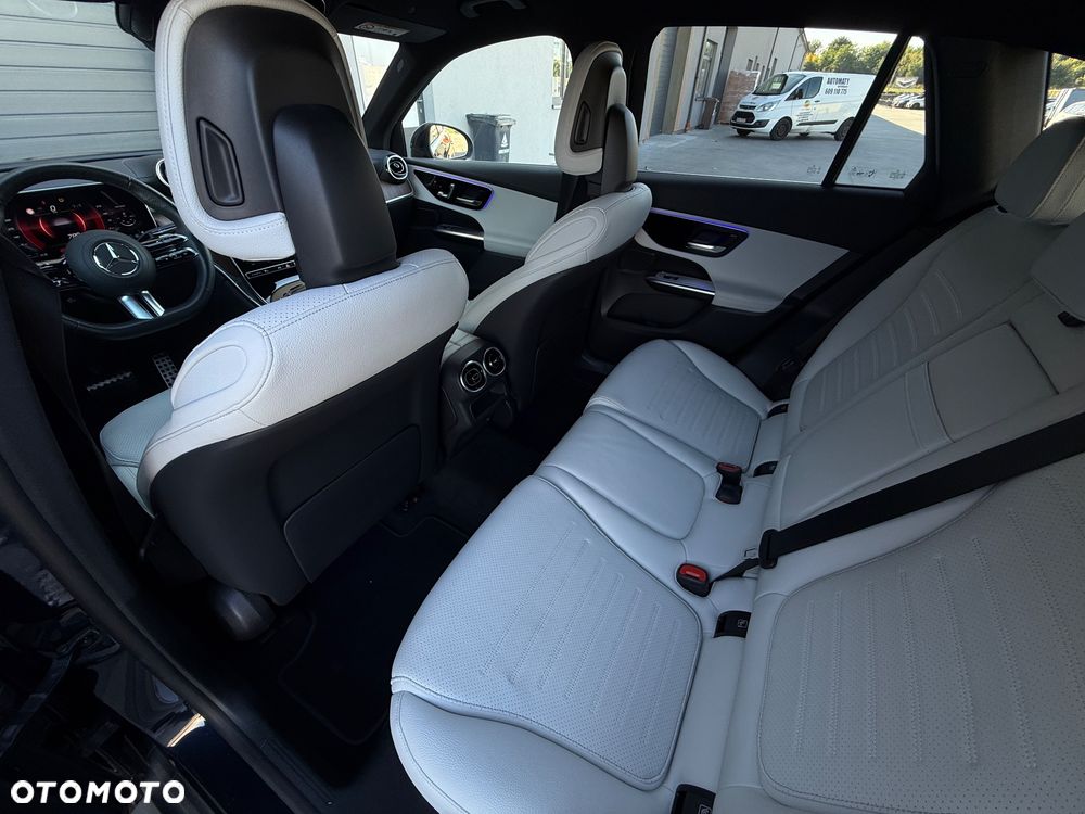 Mercedes-Benz GLC 300 mHEV 4-Matic AMG Line - 35