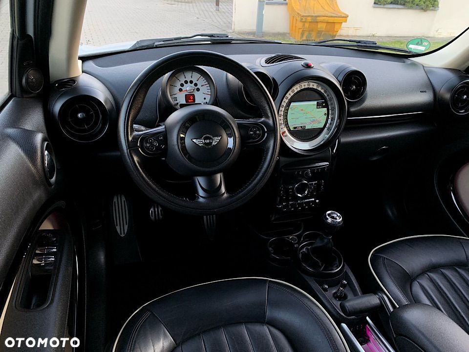 MINI Countryman Cooper SD All4 - 38
