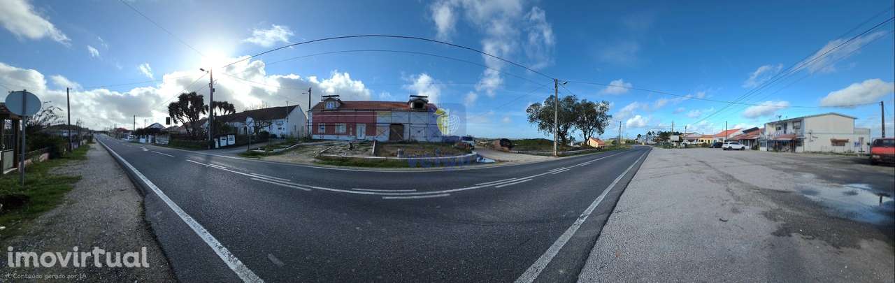 Moradia em Construção, com Piscina e Espaço Exterior - Grande imagem: 2/27