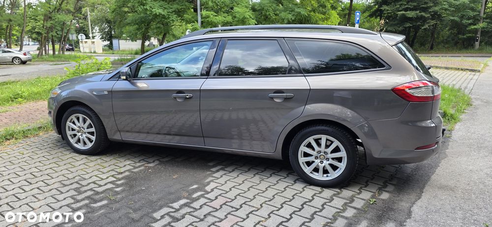 Ford Mondeo 1.6 Gold X - 39