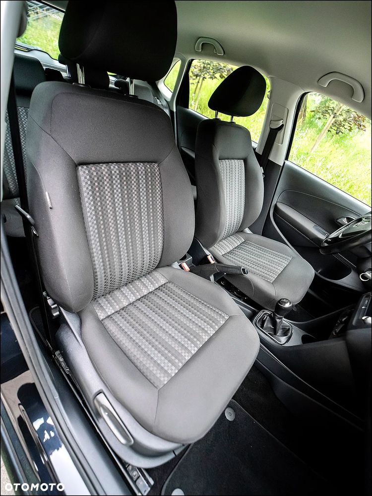 Volkswagen Polo - 33
