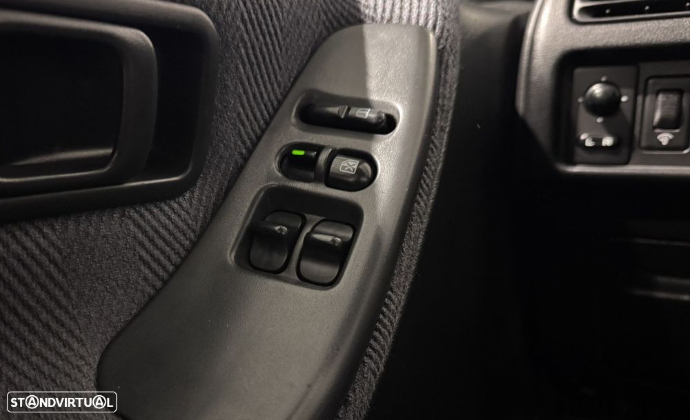 Nissan Sunny Hatchback 2.0-16 Tbo 4WD - 47