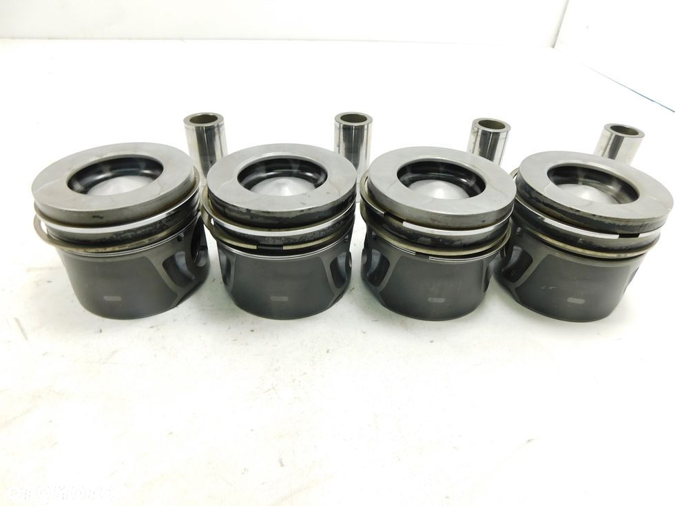 4x Tłok tłoki 2.0 HDI TDCI EURO5 Ford Peugeot Citroen C5 III C4 II 508 5008 - 10