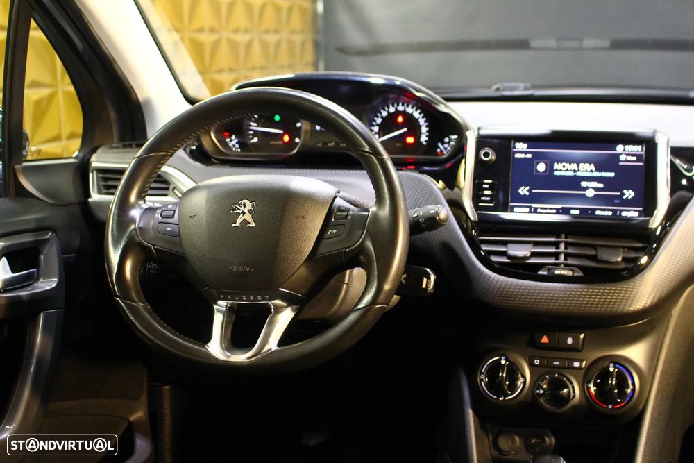 Peugeot 2008 1.6 BlueHDi Style - 14
