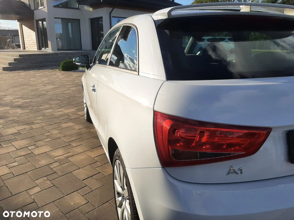 Audi A1 3-drzwiowe 1.2 TFSI S line edition m S line Sportpaket - 19