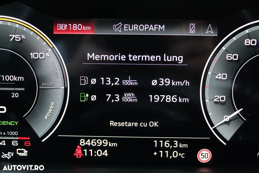 Audi Q8 55 TFSIe quattro tiptronic - 11