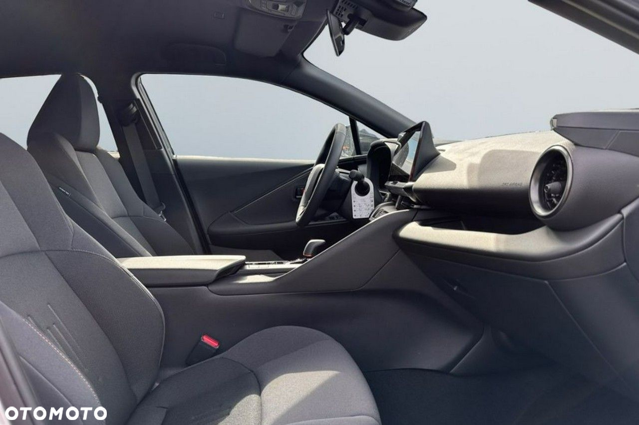 Toyota C-HR - 6