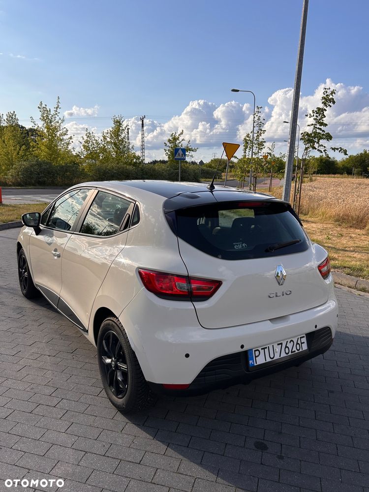 Renault Clio 1.2 16V Life - 8