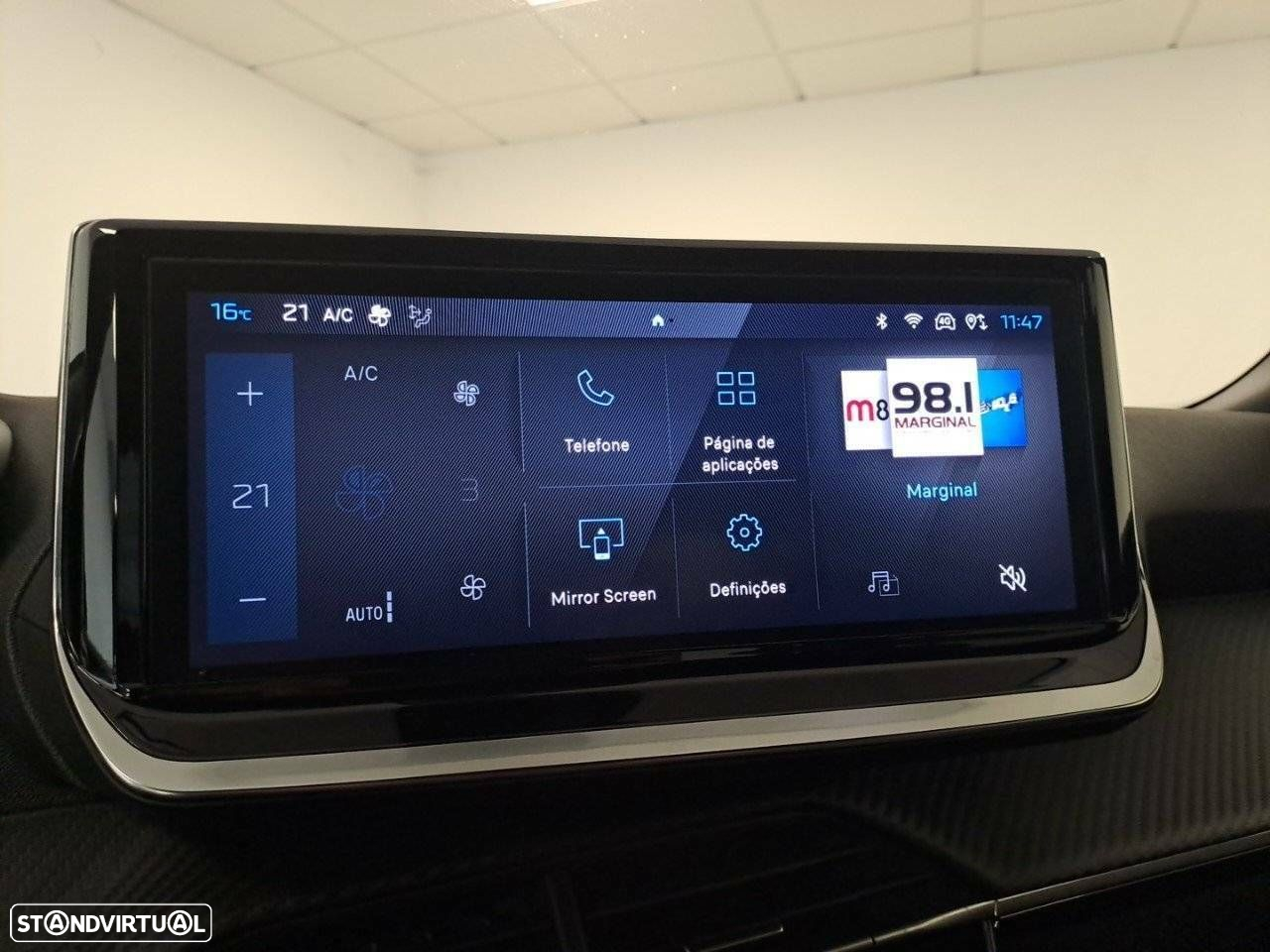 Peugeot 2008 1.2 PureTech Allure EAT8 - 18