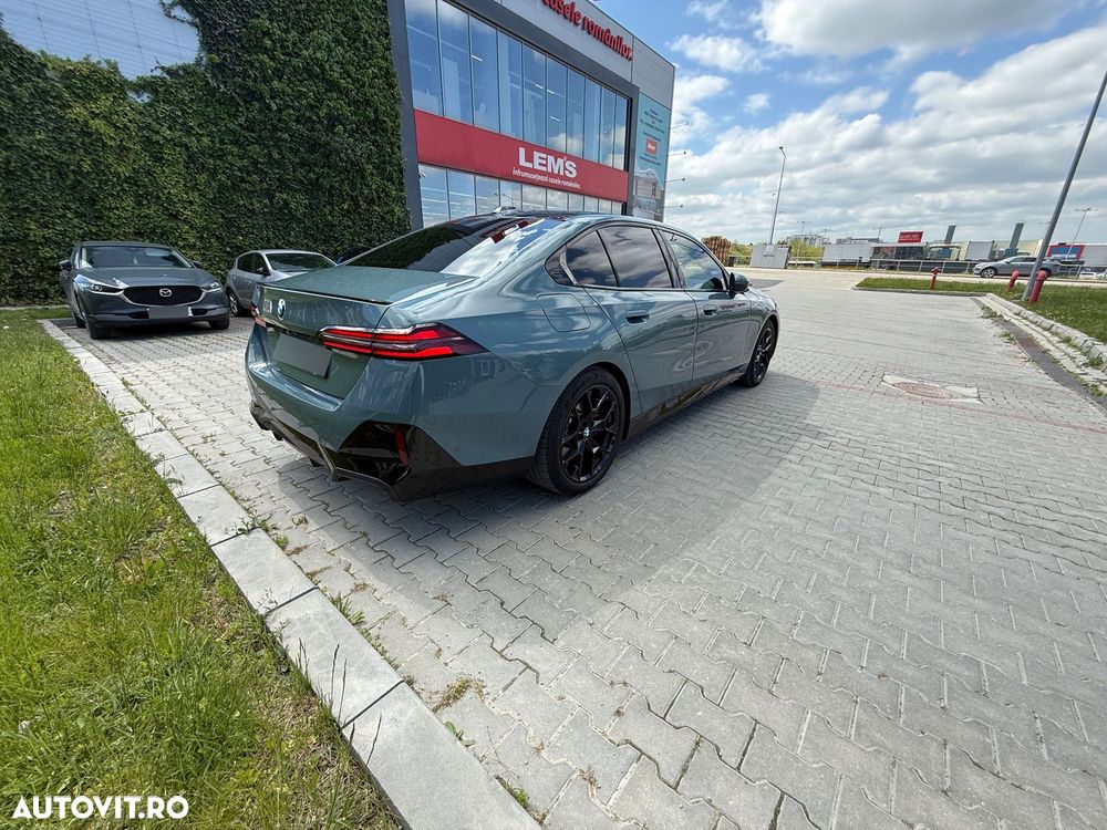 BMW Seria 5 520i AT MHEV - 7