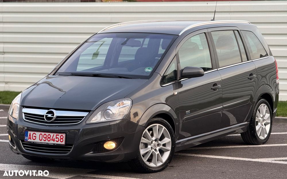 Opel Zafira - 2