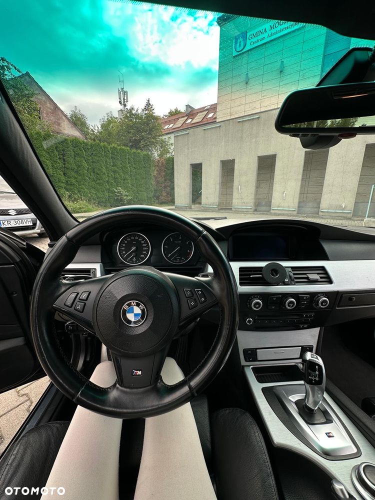 BMW Seria 5 - 12