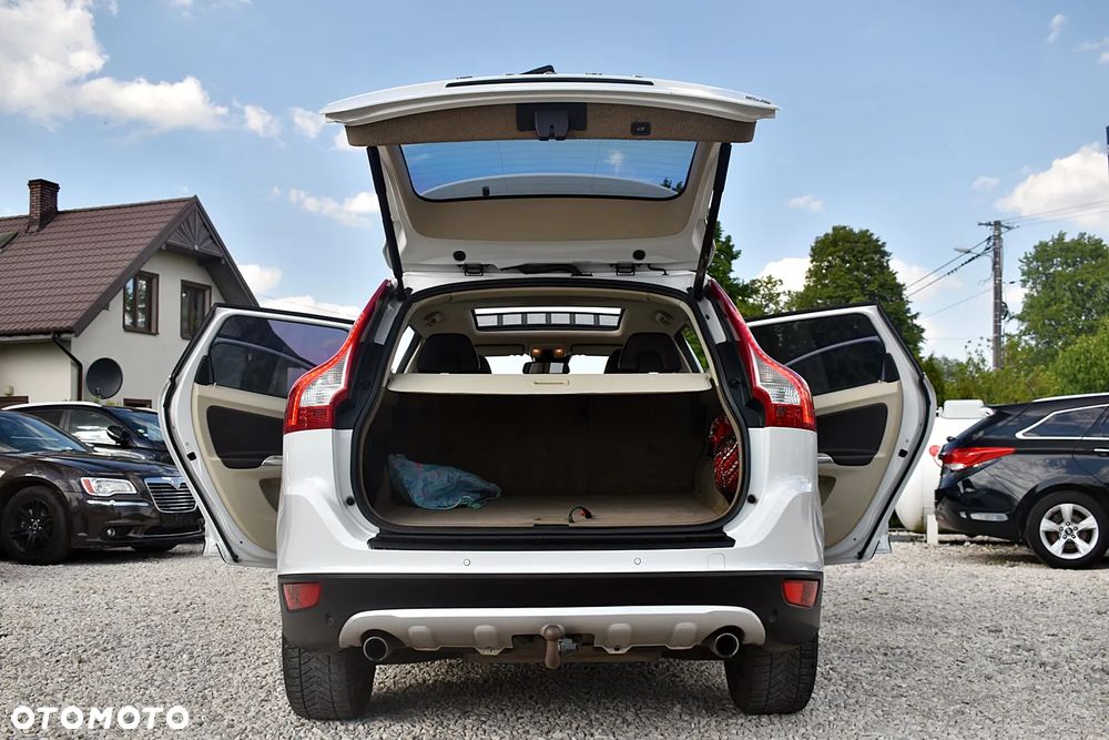 Volvo XC 60 2.4D AWD Summum - 14